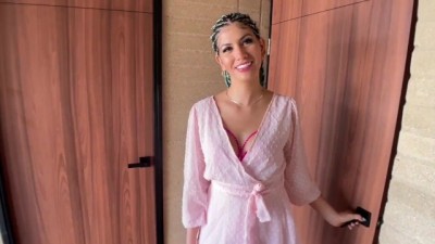 Big Ass women masturbating in cars Latina MILF fucks her first Airbnb guest