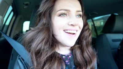 A girl gave a blowjob to a guy chubby orgy in a car in a parking lot