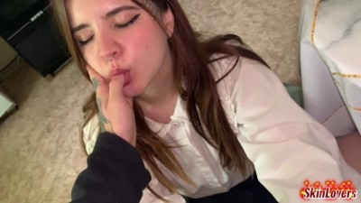 Моя прогуляла школу и отдалась мне, чтобы xx boobs я не рассказал своим