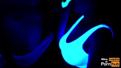 BlackLight uporn massage Tittyfuck