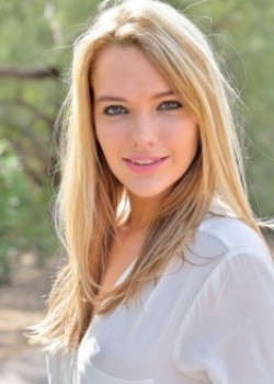 Kenna James